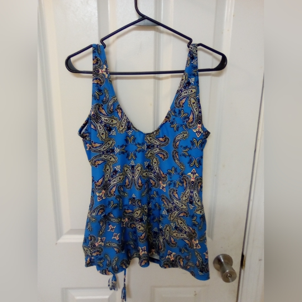 FLORYDAY Blue Paisley Women's Top PRE-OWED SIZE LARGE